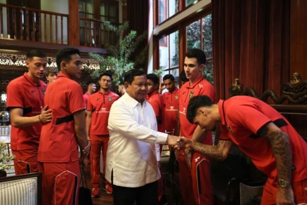 Presiden Mengingatkan Timnas untuk Terus Berjuang Maksimal meski Sudah Lolos ke Playoff
