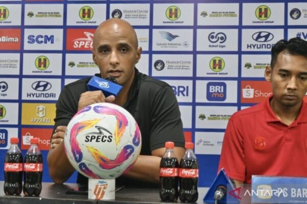 Vitor Beri Motivasi kepada Barito Putera Meski Harapan Bertahan di Liga 1 Tipis
